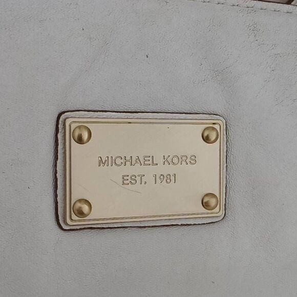 Michael Kors Women's Chain Leather Strap Shoulder Bag White - Picture 3 of 7